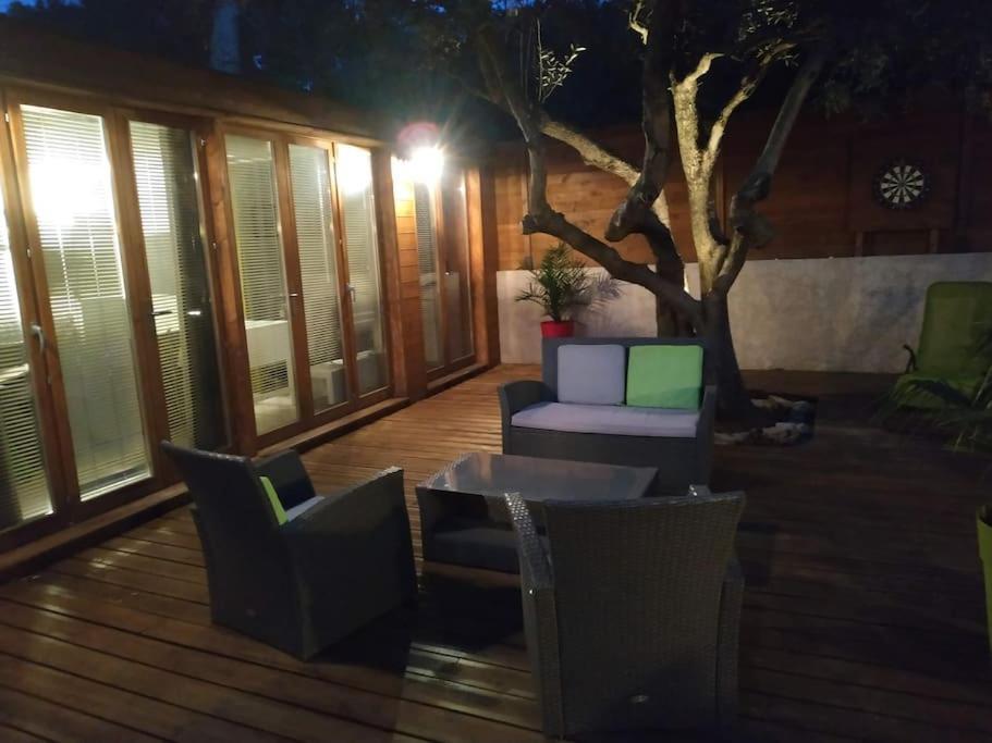 Apartament Studio Jacuzzi Prive A 8 Min A Pied De La Plage La Ciotat Zewnętrze zdjęcie