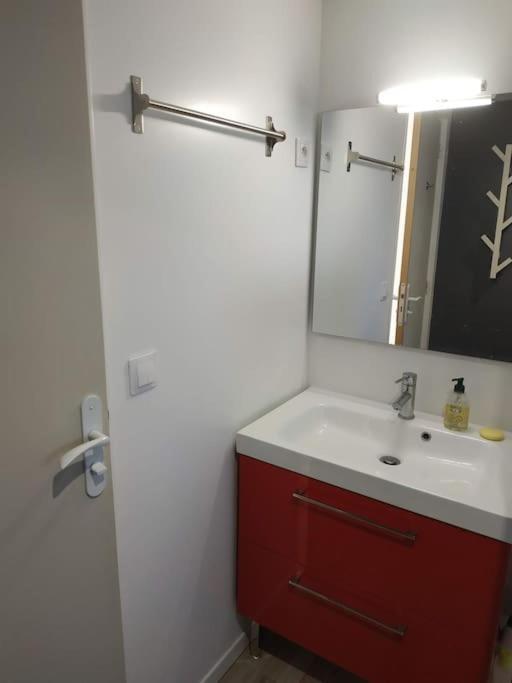 Apartament Studio Jacuzzi Prive A 8 Min A Pied De La Plage La Ciotat Zewnętrze zdjęcie