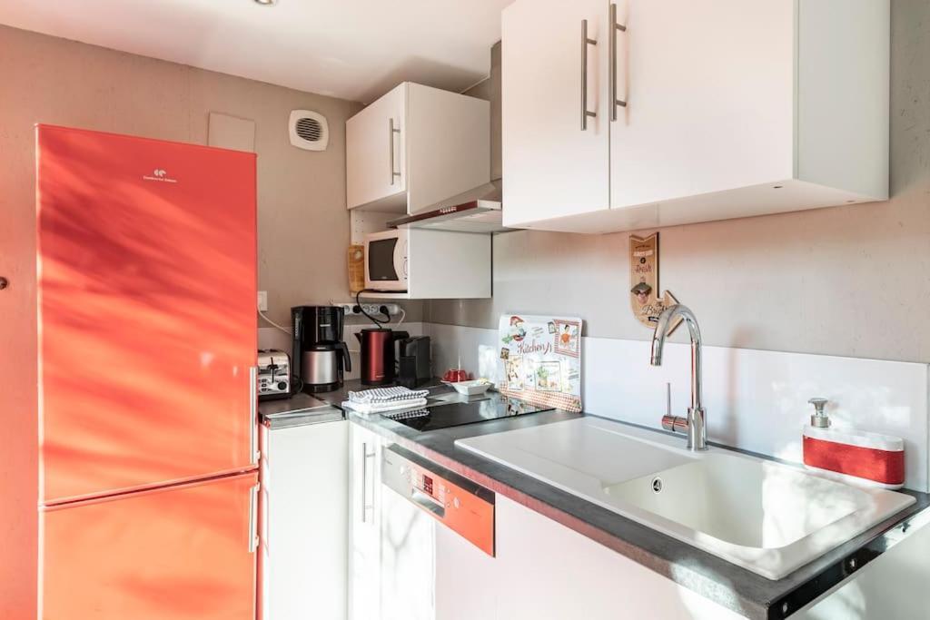 Apartament Studio Jacuzzi Prive A 8 Min A Pied De La Plage La Ciotat Zewnętrze zdjęcie