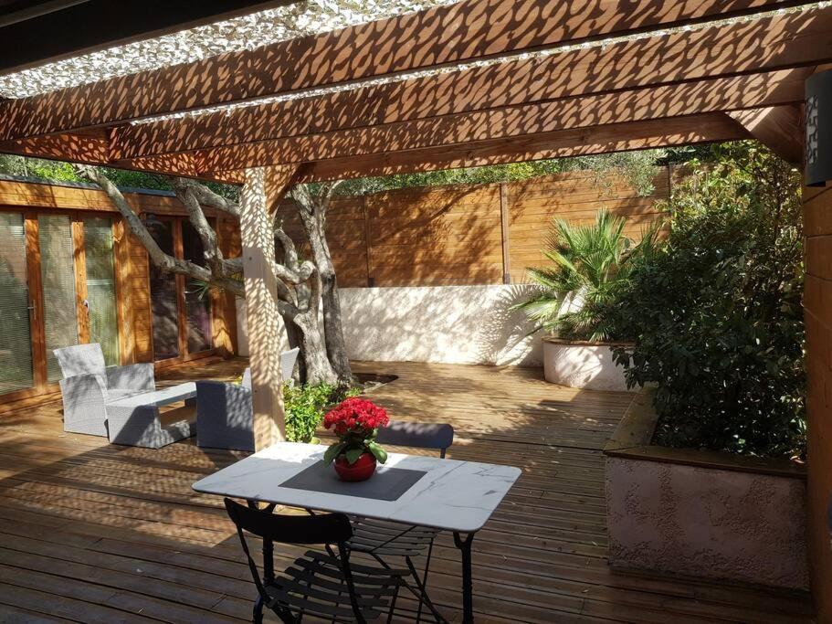 Apartament Studio Jacuzzi Prive A 8 Min A Pied De La Plage La Ciotat Zewnętrze zdjęcie